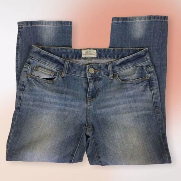 AEROPOSTALE Faded Medium‎ Wash Cropped Jeans Size 1/2 - Picture 3 of 8